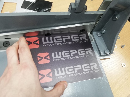 Шильдики из анодированного алюминия - сатин