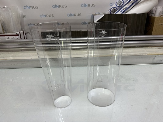 Труба из прозрачного пластика