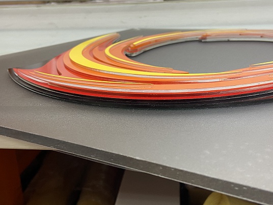 Табличка из оргстекла на дистанционных держателях