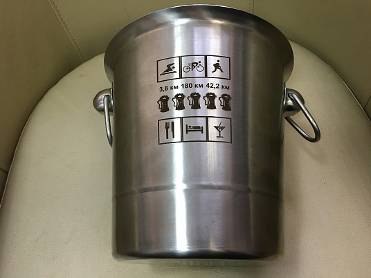 Гравировка на радиусных изделиях