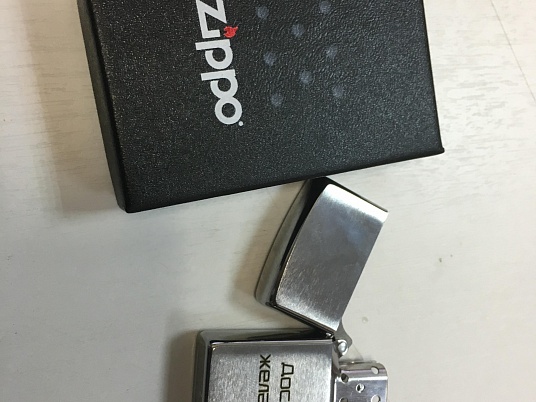 Гравировка на зажигалке